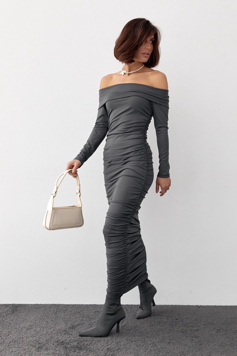 Силуетна сукня з драпіруванням і відкритими плечима - 00102 сірий