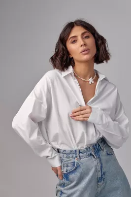 Удлиненная женская рубашка в стиле oversize - 05213 белая