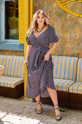 Чёрный юбочный костюм с топом на запах