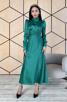 Нарядное атласное платье зеленое 51433