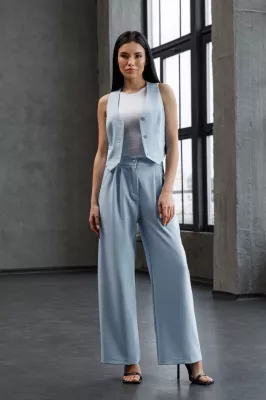 Літній костюм із штанів палаццо та жилета блакитний 3189