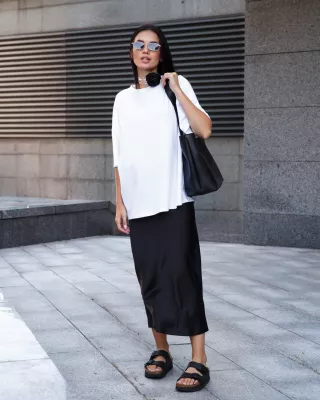 Шовкова спідниця чорна 6204