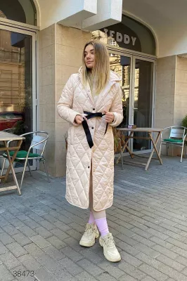 Пальто стьобане 38473 світло-бежевий